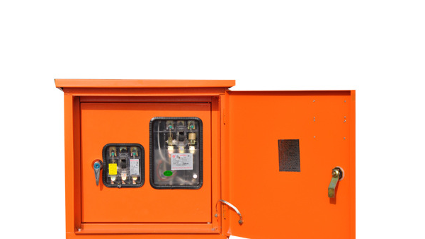 配電柜的不規范操作會帶來人身安全問題